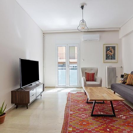 A Modern 2-Bedroom Apartment Near Areios Pagos Atenas Exterior foto